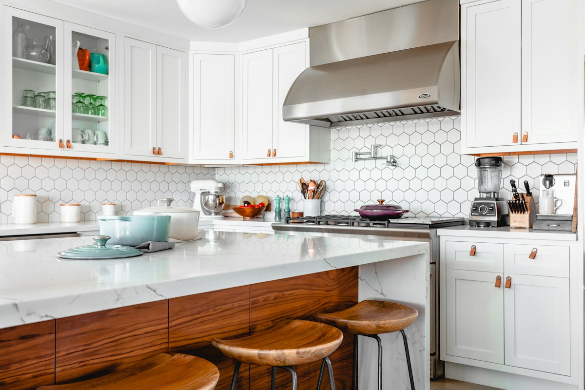 A light-filled kitchen and dining space